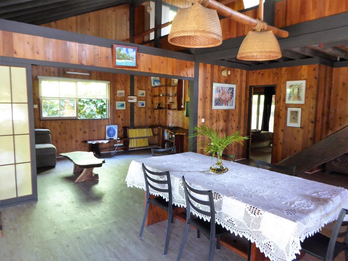 Comfortable Maison Papetoai Екстер'єр фото