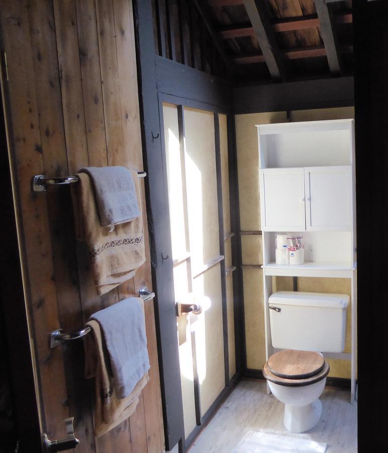 Comfortable Maison Papetoai Екстер'єр фото